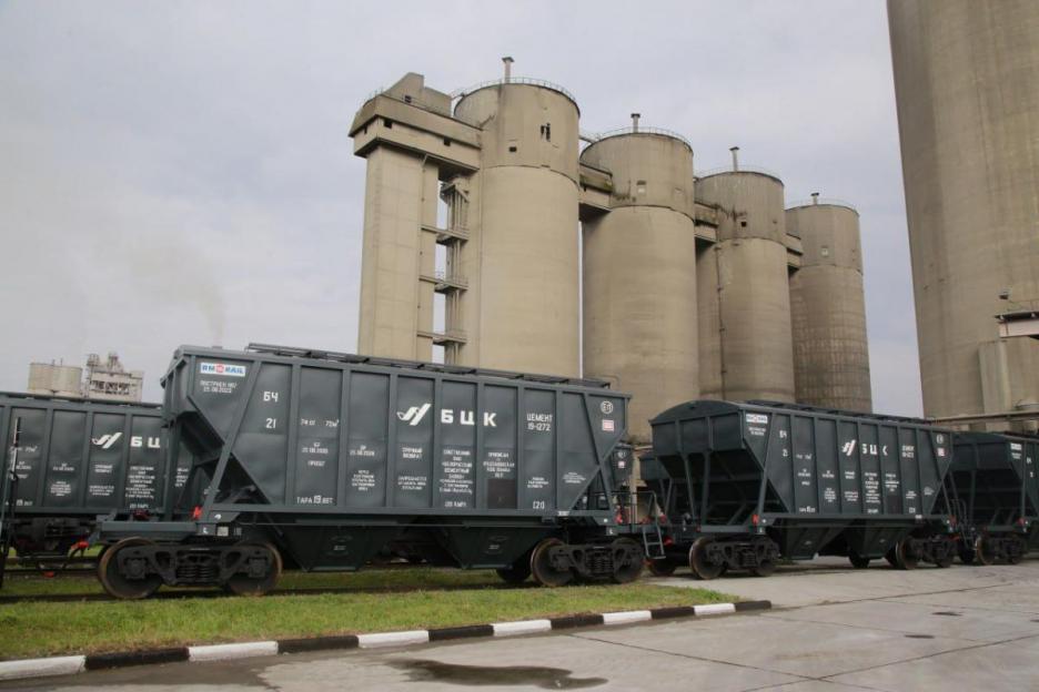 15 новых вагонов-хопперов введены в работу на Белорусском цементном заводе в Костюковичах