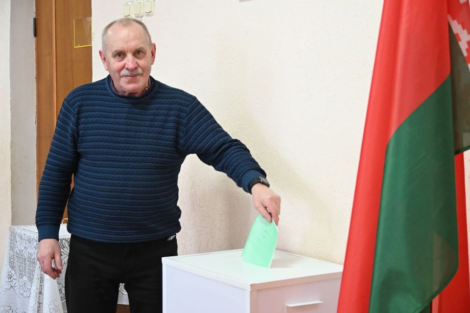 На избирательном участке № 11 сельчане обозначили свою гражданскую позицию