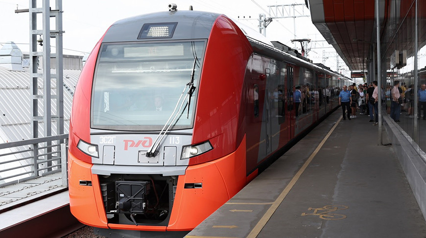 В Москве запустили первый частично беспилотный поезд