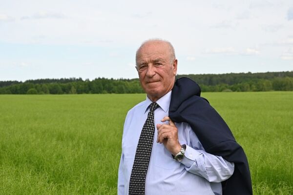 Николай Курзенков награжден Орденом Почета