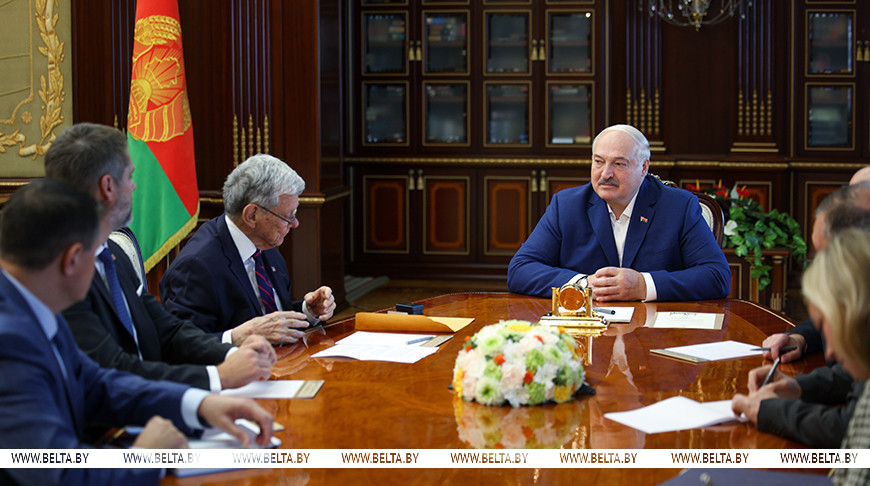 Лукашенко провел встречу с представителем Президента США Джоном Коулом