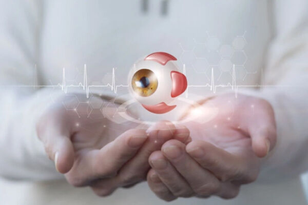 Ученые изобрели глазной имплант, способный частично восстановить зрение