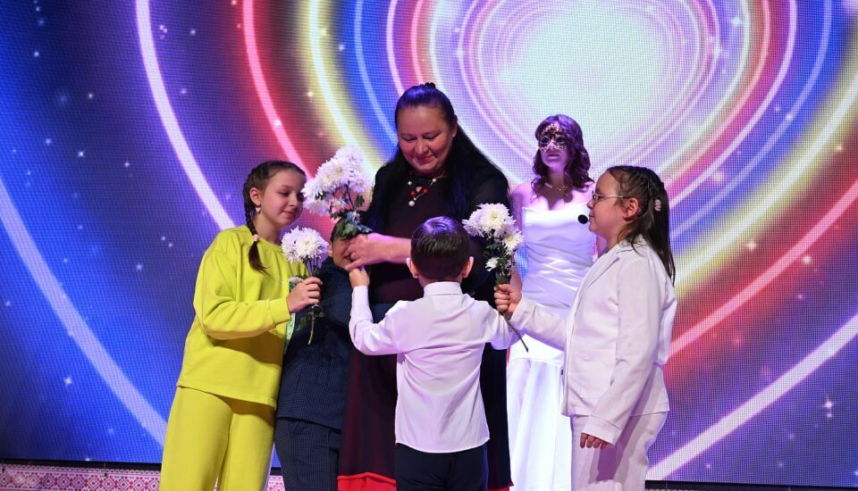 В Хотимске прошел концерт, посвященный Дню матери (фото)