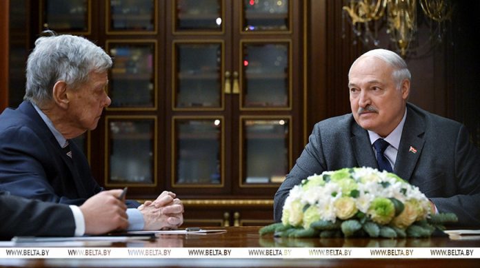 План обороны, американский трек и форпост в Африке. Итоги недели Президента