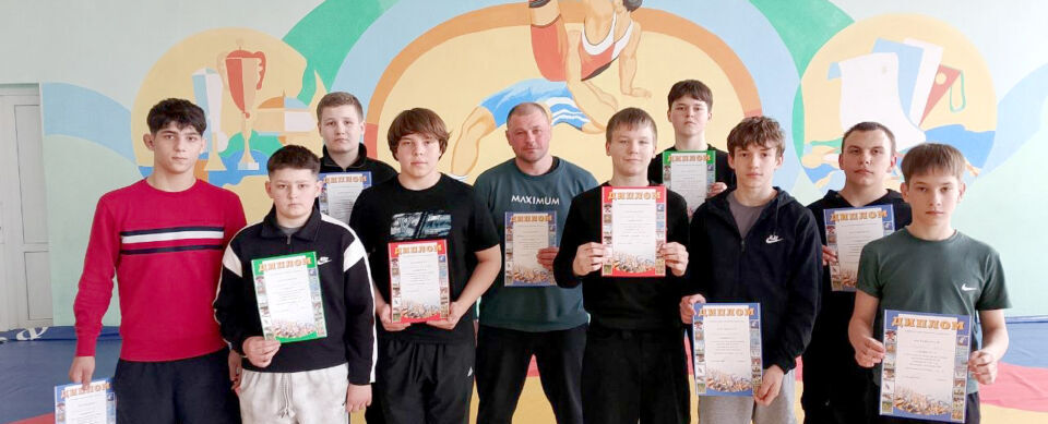 Хотимские борцы в числе лучших в области