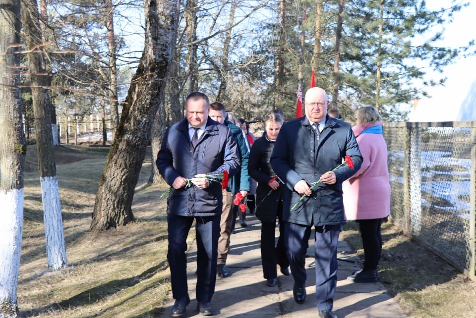 22 марта — День памяти жертв Хатынской трагедии