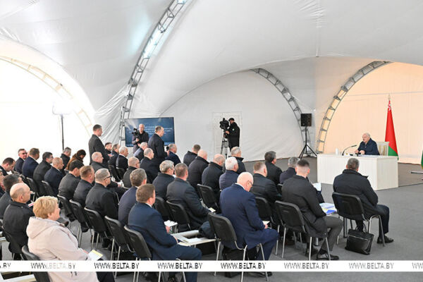 Большая командировка Лукашенко на Полесье. Главные акценты и поручения Президента