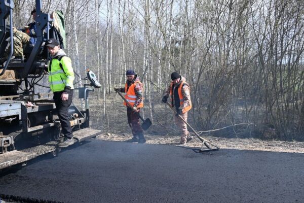 Сеть дорог Хотимского района: по пути обновления