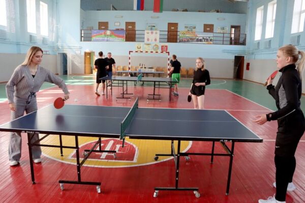 В Хотимском РФСК определили лучших теннисистов