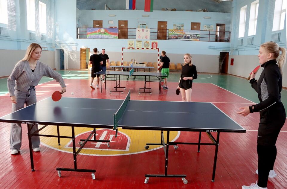 В Хотимском РФСК определили лучших теннисистов