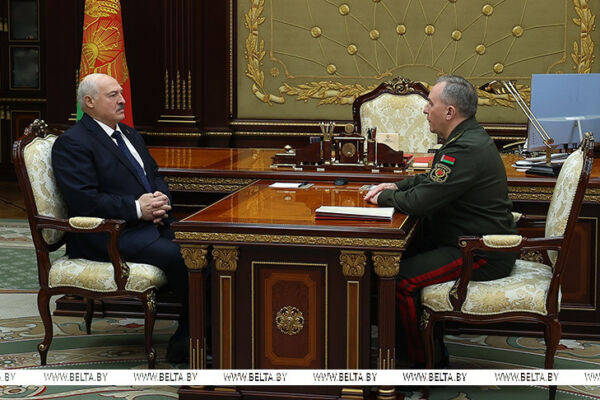 Военный арсенал, кадры, международные встречи и проповедник из США. Итоги недели Президента