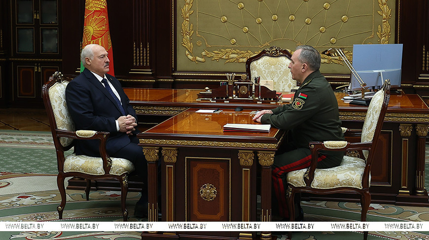 Военный арсенал, кадры, международные встречи и проповедник из США. Итоги недели Президента