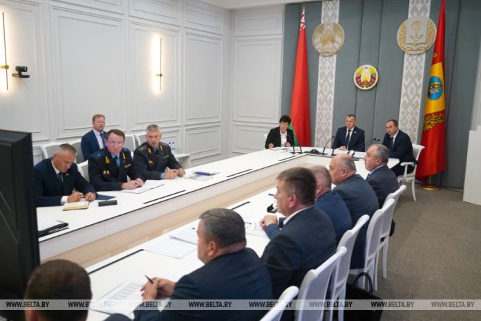 Новые комбайны, мехотряды и виды на урожай: Исаченко рассказал об уборочной в регионе