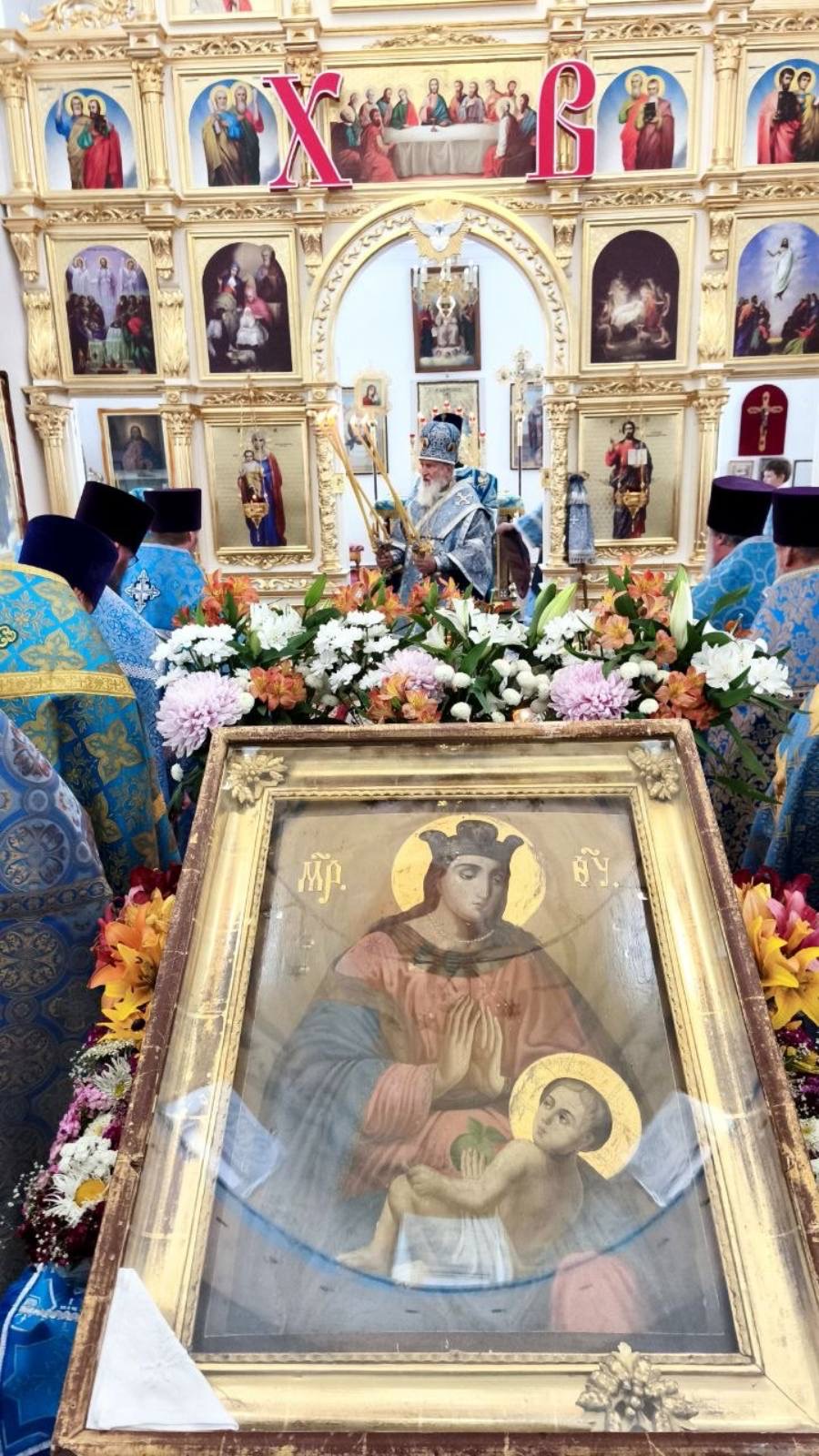 в Храме Вознесения Господня а/г Мазолово Мстиславского благочиния состоялось торжественное богослужение, которое возглавил Высокопреосвященнейший Софроний, архиепископ Могилёвский и Мстиславский
