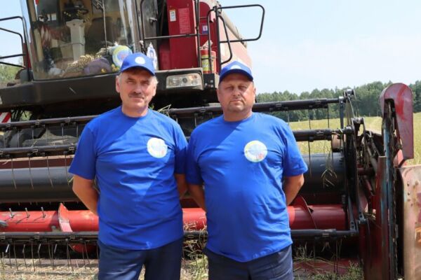 Новые тысячники Хотимского района получили заслуженные награды