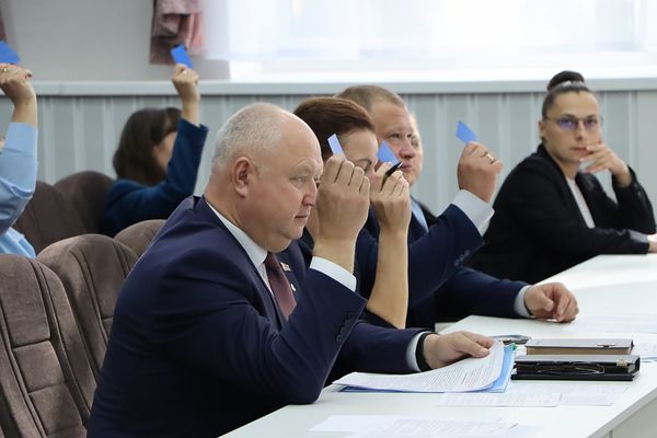 В Хотимском районе подвели итоги работы: состоялась 28-я сессия Совета депутатов