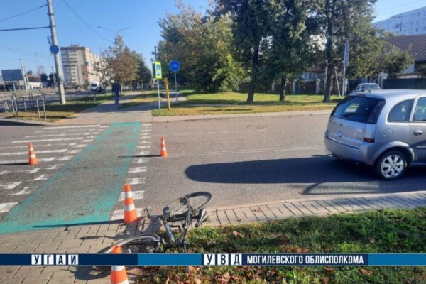 В Могилеве Opel сбил 10-летнего велосипедиста